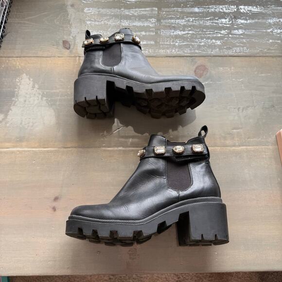 Steve Madden Black Amulet Ankle Boot Sz 9 - Picture 3 of 11